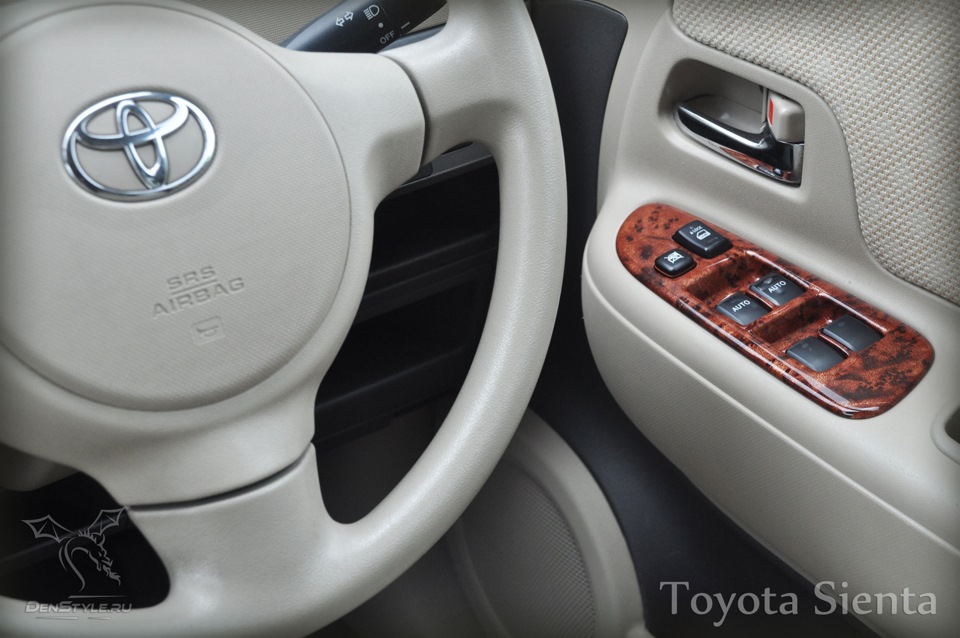 Toyota Sienta - изюминка